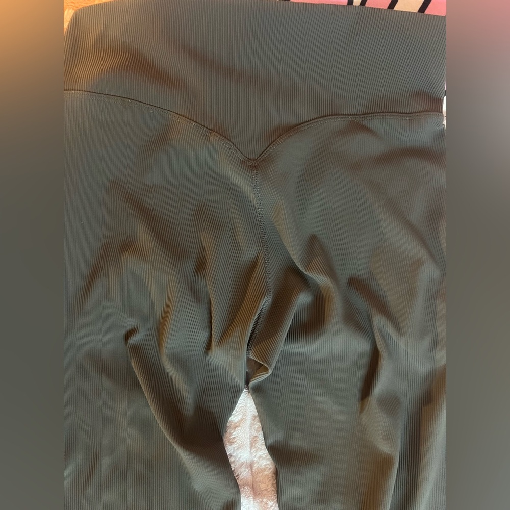 ❣️Cute & Comfy Stretchy Flare Pants | XL | EUC | Effortless Summer Wear ☀️ - Picture 6 of 7